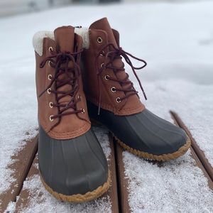 Tommy Hilfiger Women’s Duck boot